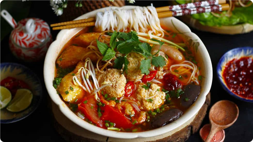 Bún Riêu